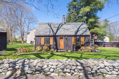 4 Gibbs St, Natick, MA, 01760-1806 | Card Image