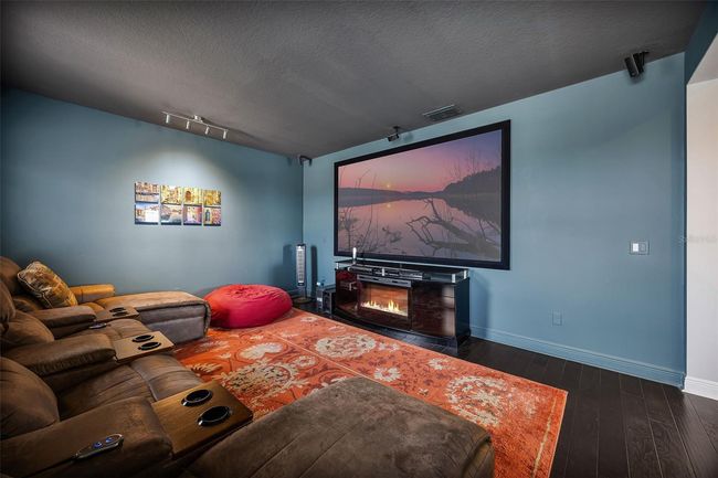 Movie Room - All Items Convey | Image 30