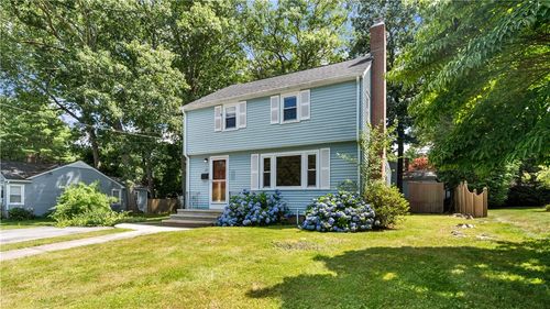 29 Cormier Rd, Lincoln, RI, 02865-3104 | Card Image