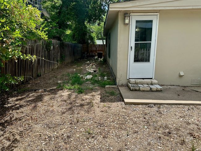 1404 Forest St, House other with 3 bedrooms, 2 bathrooms and 2 parking in Georgetown TX | Image 32