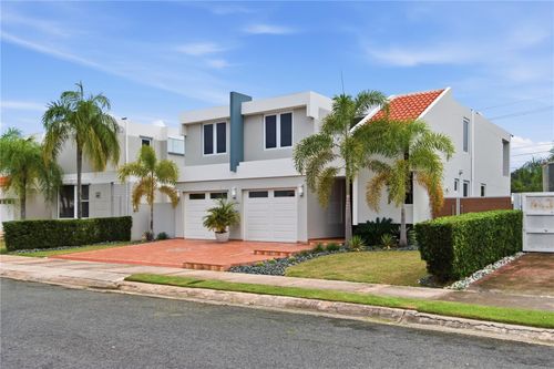 q7-364 Avenida Villa De La Playa, Vega Baja, PR, 00693 | Card Image
