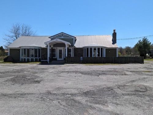 380 S Railroad St, Parish, NY, 13131-3350 | Card Image