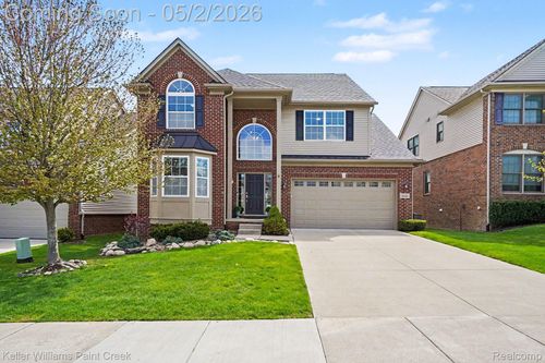 4846 E Stonegate Cir, Lake Orion, MI, 48359-1405 | Card Image