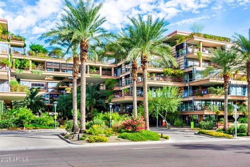 4002-7137 E Rancho Vista Dr, Scottsdale, AZ, 85251-1470 | Card Image