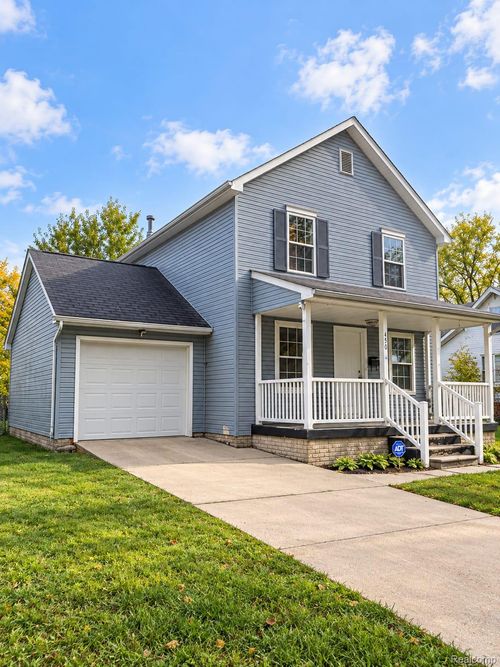 450 Kitchener St, Detroit, MI, 48215-3021 | Card Image