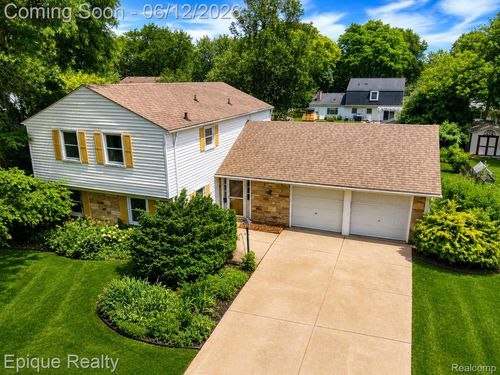 4856 Danbury Dr, Troy, MI, 48085-3711 | Card Image
