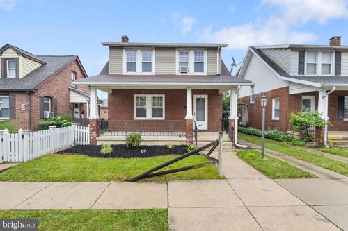 541 Pacific Ave, YORK, PA, 17404-2618 | Card Image