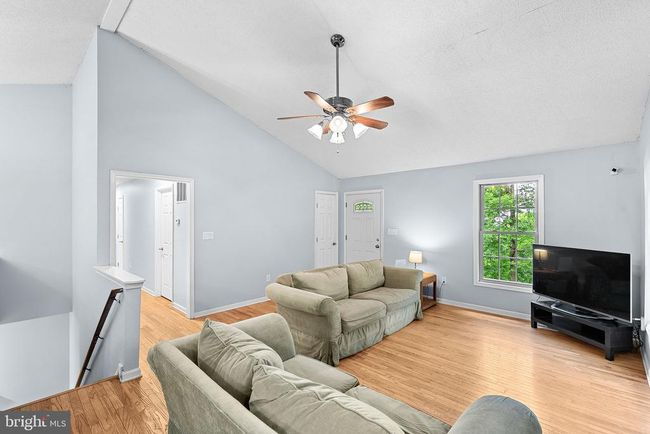 806 Windy Way, House other with 3 bedrooms, 3 bathrooms and null parking in FRONT ROYAL VA | Image 4