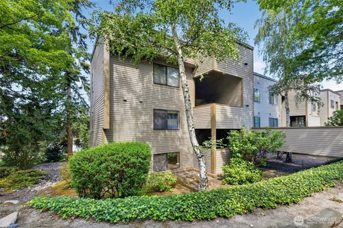 d701-4895 76th St Sw, Mukilteo, WA, 98275-2794 | Card Image