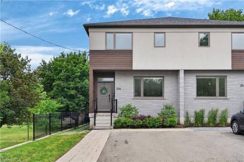 206 Canada St, Hamilton, ON, L8P1P6 | Card Image