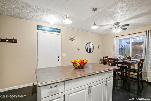 apt-23-4510 Wright St, Anchorage, AK, 99507-1170 | Card Image