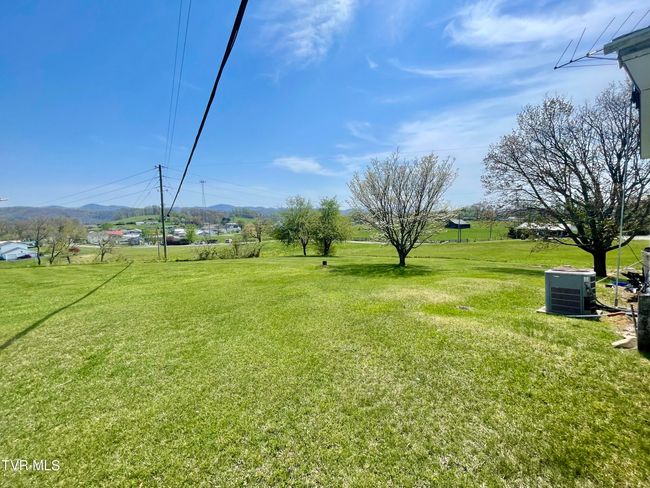 446 Bethel Rd, House other with 3 bedrooms, 2 bathrooms and null parking in Nickelsville VA | Image 25