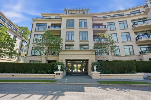 203-540 Waters Edge Cres, West Vancouver, BC, V7T0A2 | Card Image