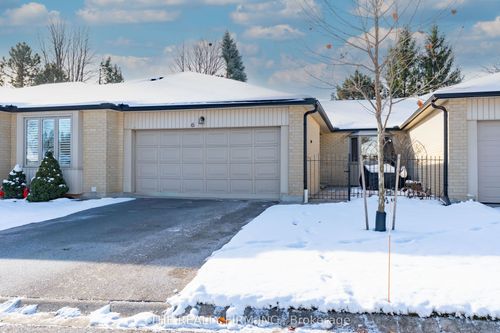 6-93 Pine Valley Gate, London South, ON, N6H1L7 | Card Image