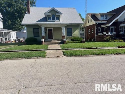 507 E Market St, Taylorville, IL, 62568-2630 | Card Image