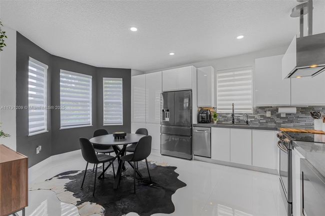 13109 Sw 54 Th Ct, House other with 5 bedrooms, 3 bathrooms and null parking in Miramar FL | Image 12