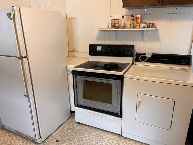 dryer, range and range | Image 19