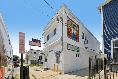 639 S Broad St, Elizabeth, NJ, 07202-2601 | Card Image