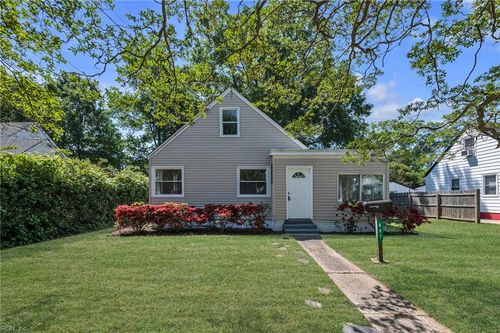 607 Sterling St, Norfolk, VA, 23505-2007 | Card Image