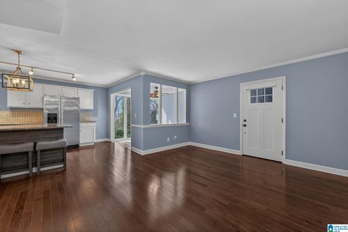 apt-c-1904 Shades Cliff Ter, Vestavia Hills, AL, 35216-1143 | Card Image