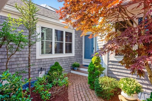 8-8 Latham Wood, Plymouth, MA, 02360-8258 | Card Image