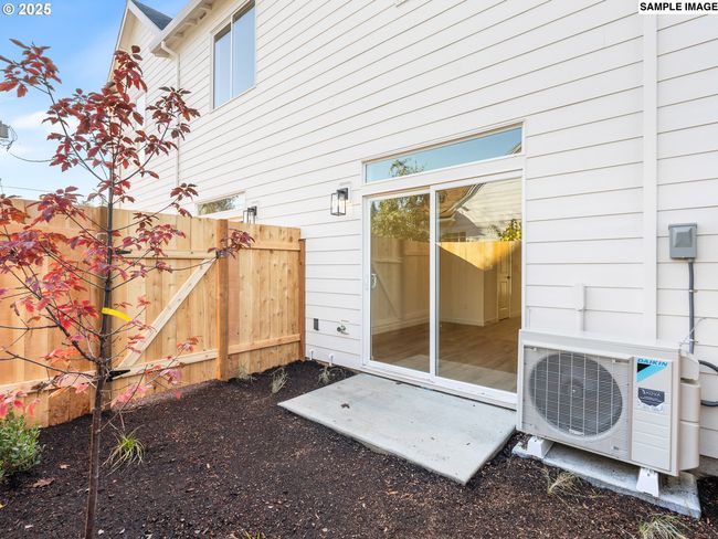 3 - 2515 Ne Killingsworth St, Condo with 2 bedrooms, 2 bathrooms and null parking in Portland OR | Image 10