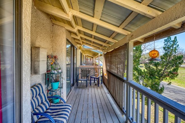 View of deck upper unit | Image 28