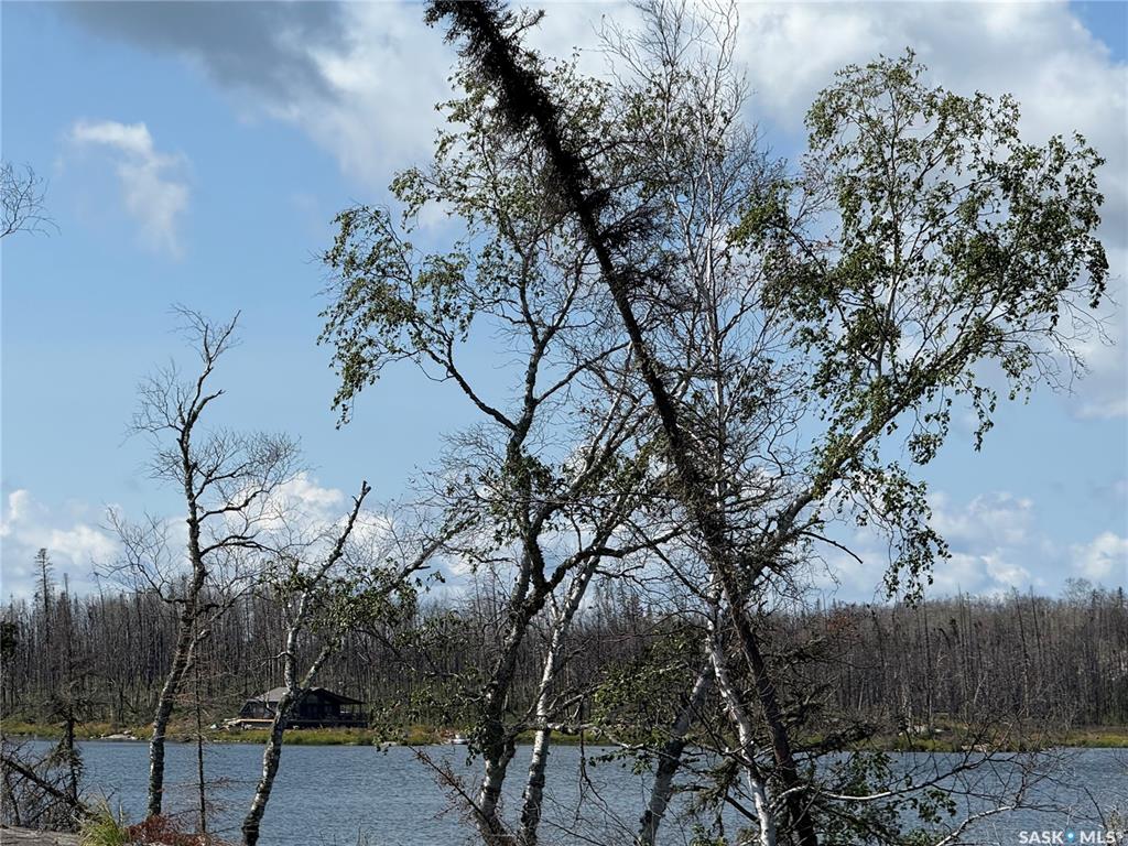 Land in Lac La Ronge Provincial Park 5