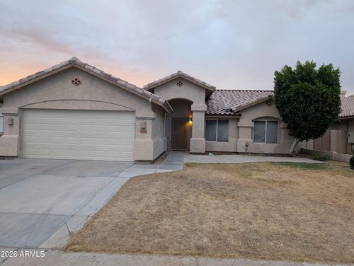 8918 W Paradise Ln, Peoria, AZ, 85382-3796 | Card Image