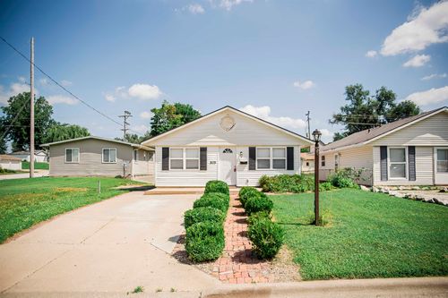 1609 Cedar St, QUINCY, IL, 62301-2046 | Card Image