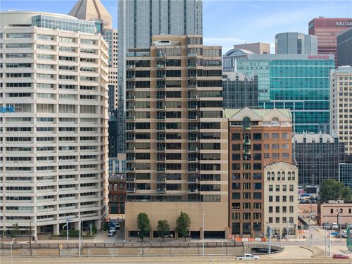 802-151 Fort Pitt Blvd, Pittsburgh, PA, 15222-1569 | Card Image