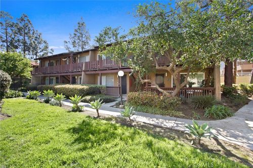 66-1010 E Macarthur Cres, Santa Ana, CA, 92707-5930 | Card Image