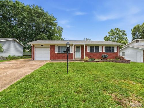 4514 Niagara Dr, Saint Louis, MO, 63129-3720 | Card Image