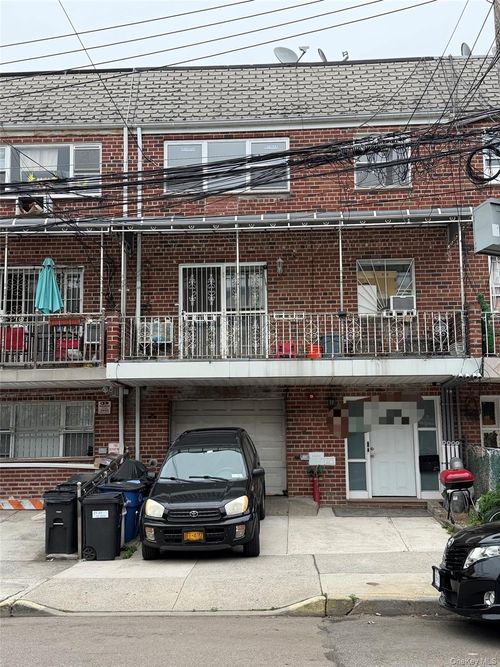 5507 97th Pl, Corona, NY, 11368-3024 | Card Image