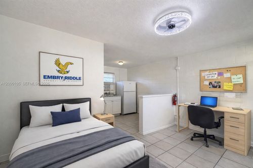 3-319 Country Club Oval, Daytona Beach, FL, 32114-7032 | Card Image