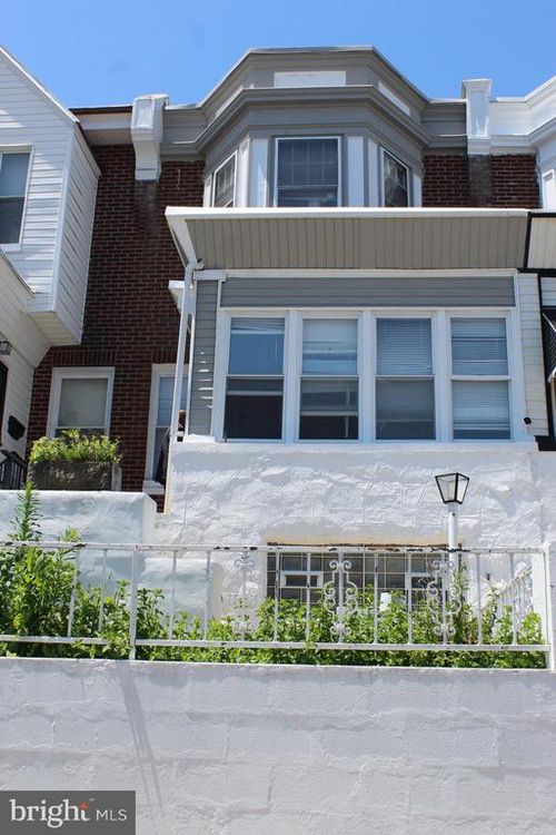 5744 N 12th St, PHILADELPHIA, PA, 19141-4111 | Card Image