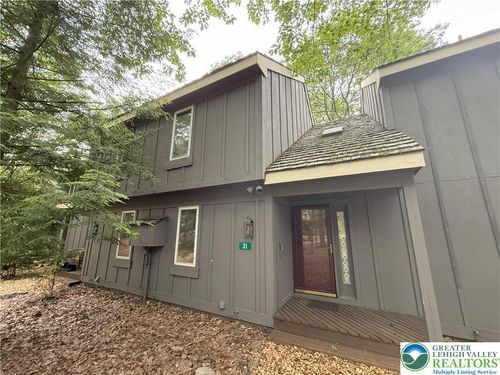 31 Down Hl, Lake Harmony, PA, 18624 | Card Image