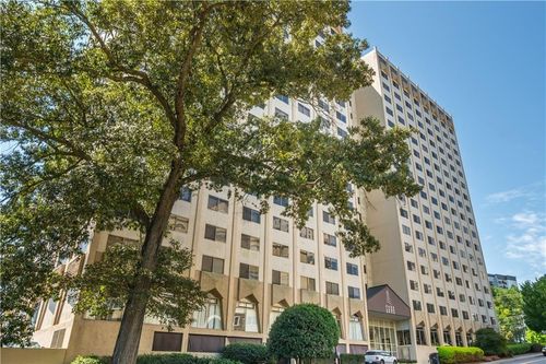 816-2479 Peachtree Rd Ne, Atlanta, GA, 30305-4132 | Card Image