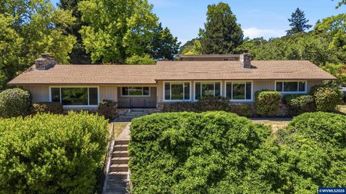 1740 Nw Woodland Dr, Corvallis, OR, 97330-1758 | Card Image