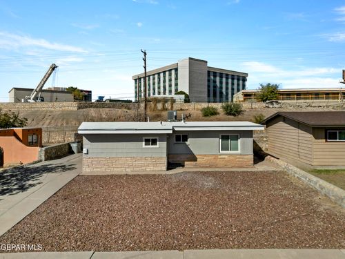 1015 N Clark Dr, El Paso, TX, 79905-2001 | Card Image