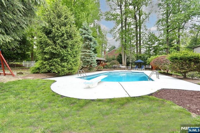 380 Hillside Ave, House other with 4 bedrooms, 4 bathrooms and null parking in Allendale NJ | Image 32