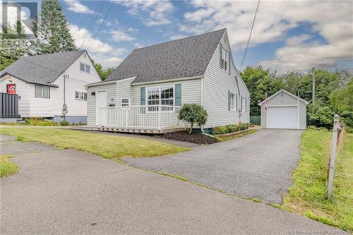 10 Pugsley Ave, Saint John, NB, E2K2X2 | Card Image
