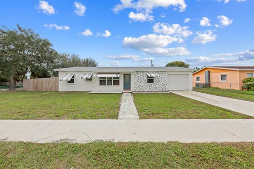 1400 13th St, West Palm Beach, FL, 33401-2443 | Card Image