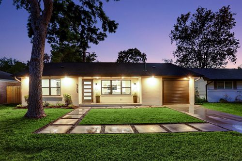 5325 Viking Dr, Houston, TX, 77092-4237 | Card Image