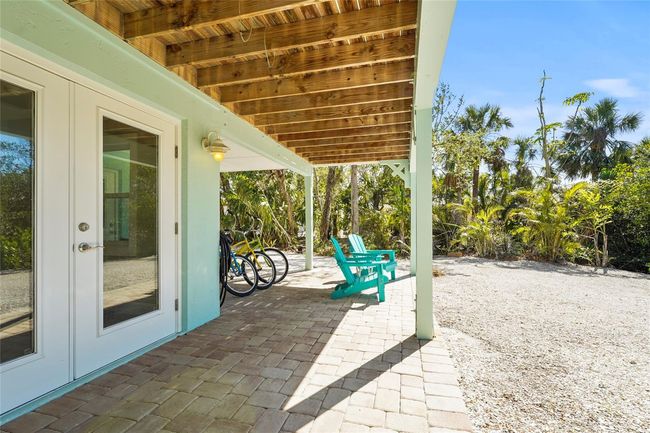 111 Faubel St, House other with 3 bedrooms, 3 bathrooms and null parking in Siesta Key FL | Image 96
