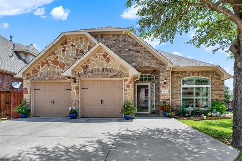 5729 New Castle Dr, Richardson, TX, 75082-4131 | Card Image