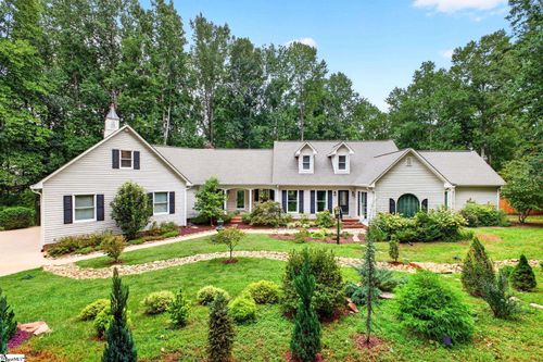 205 Cove Harbor Ct, Taylors, SC, 29687-5952 | Card Image