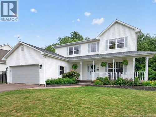 127 Fairview Knoll Dr, Moncton, NB, E1A6L2 | Card Image