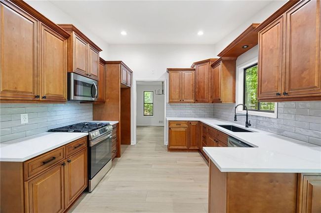 3292 Holly Mill Ct, House other with 4 bedrooms, 3 bathrooms and null parking in Marietta GA | Image 12