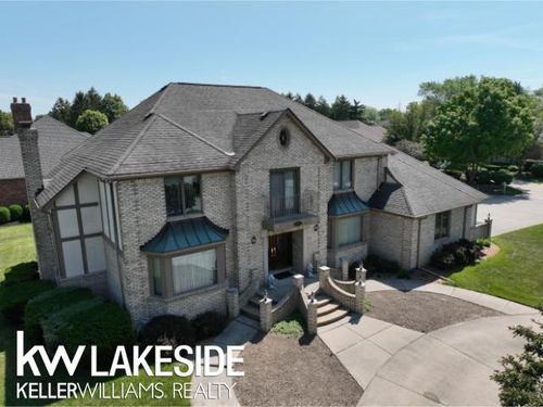 37272 Fiore Trl, Clinton Township, MI, 48036-2031 | Card Image
